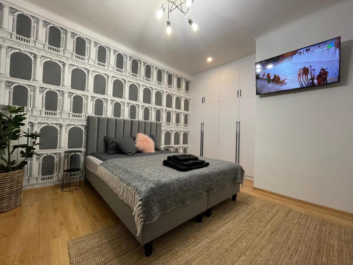 Sloneczny Apartament Koszykowy! Варшава Екстер'єр фото
